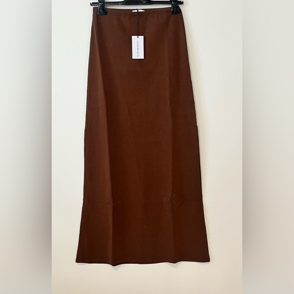 WeWoreWhat Women's Small Pull On Jersey Stretch Midi Skirt in Saddle - Picture 5 of 13